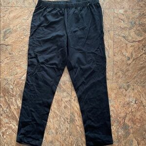 New Woman Design ankle pants.